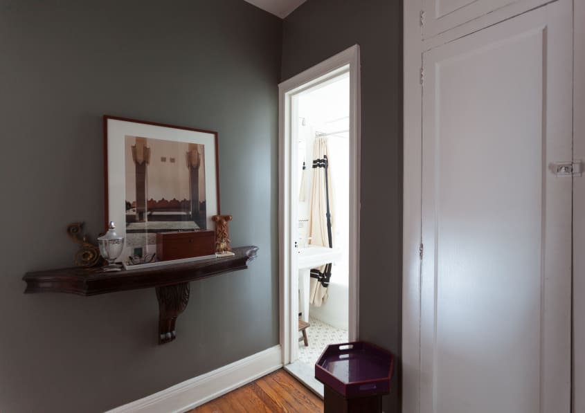 House Tour A Designer's Tiny NYC Studio With the Best Murphy Bed